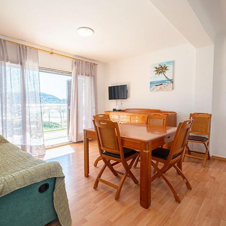 Ferienwohnung Apartamento Rhodes Vista Al Mar Roses Exterior foto